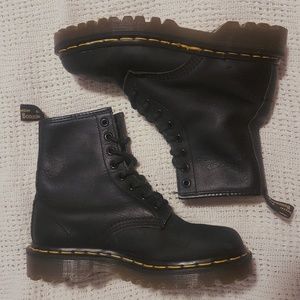 Dr. Martens Rare 1460 Classic US 5 England Made